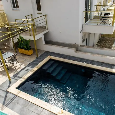 Needa's - Freedom With Private Pool Verga Kalamata