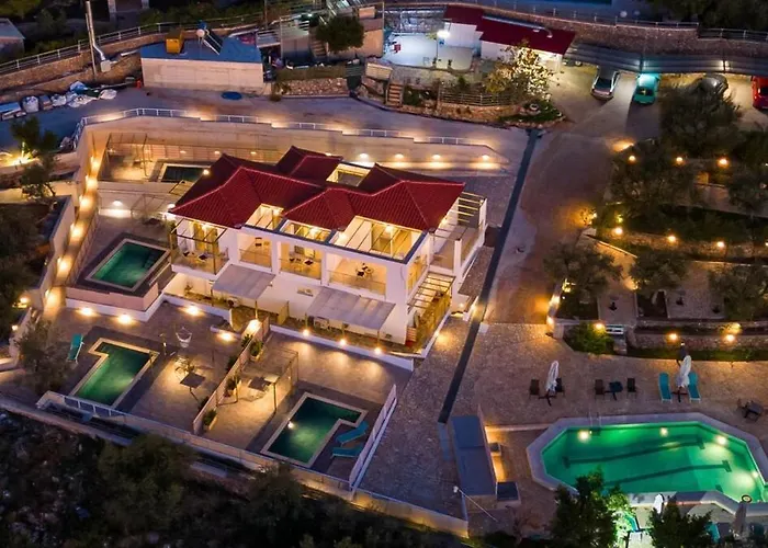 Apartamento Needa's - Freedom With Private Pool Verga Kalamata